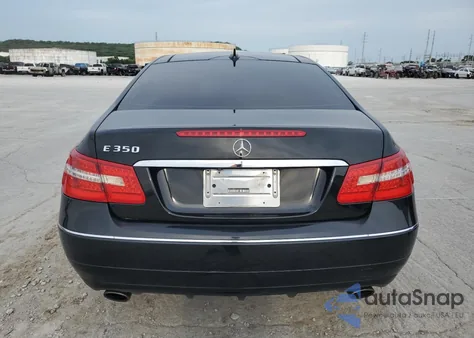 2012 Mercedes-Benz E 350 z USA, uszkodzony, nr VIN WDDKJ5KB4CF162934